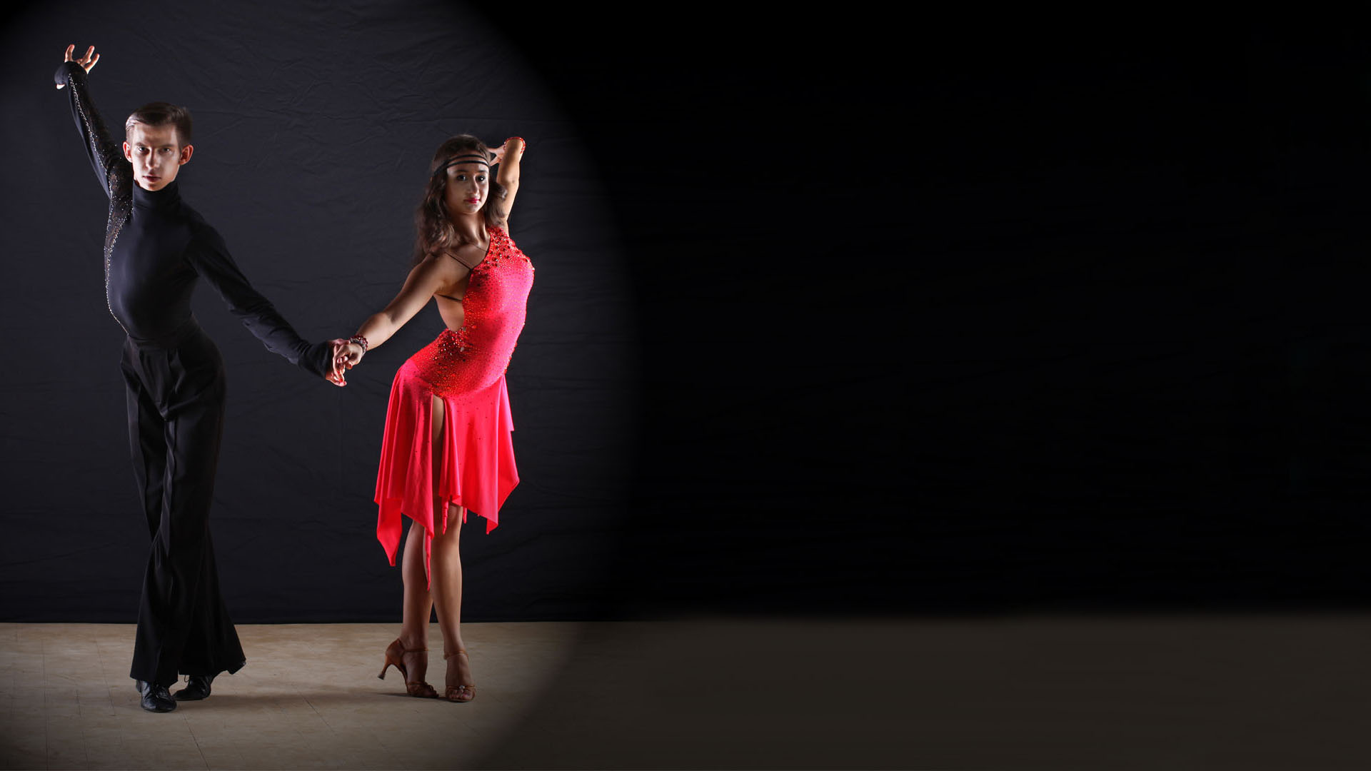 Doe een poging vertrouwen inflatie Latin Dances List: 15 Popular Styles, Names & History | DanceUs.org