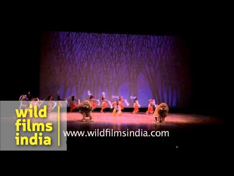 Talchum, the Mask dance of Korea presented by Little Angels | DanceUs.org